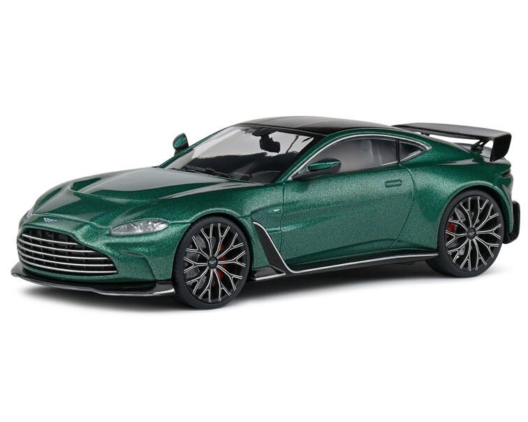 Aston Martin Vantage V12 '23, groen